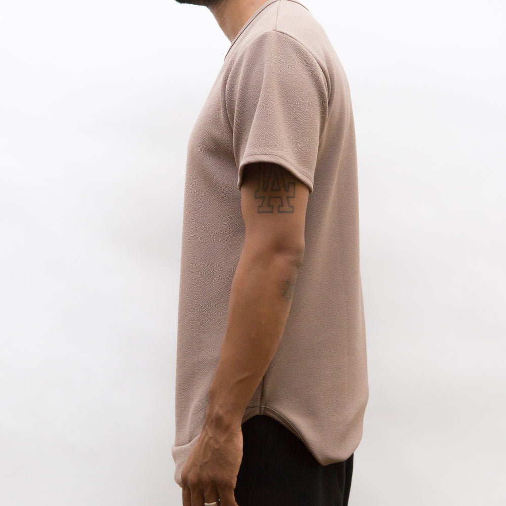 
                  
                    Load image into Gallery viewer, SEAMED SCALLOP TEE- SAND
                  
                